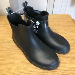 Waterproof rain boots NWT
